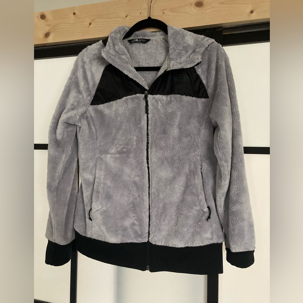 Cozy Gray hooded , Fleece North Face jacket